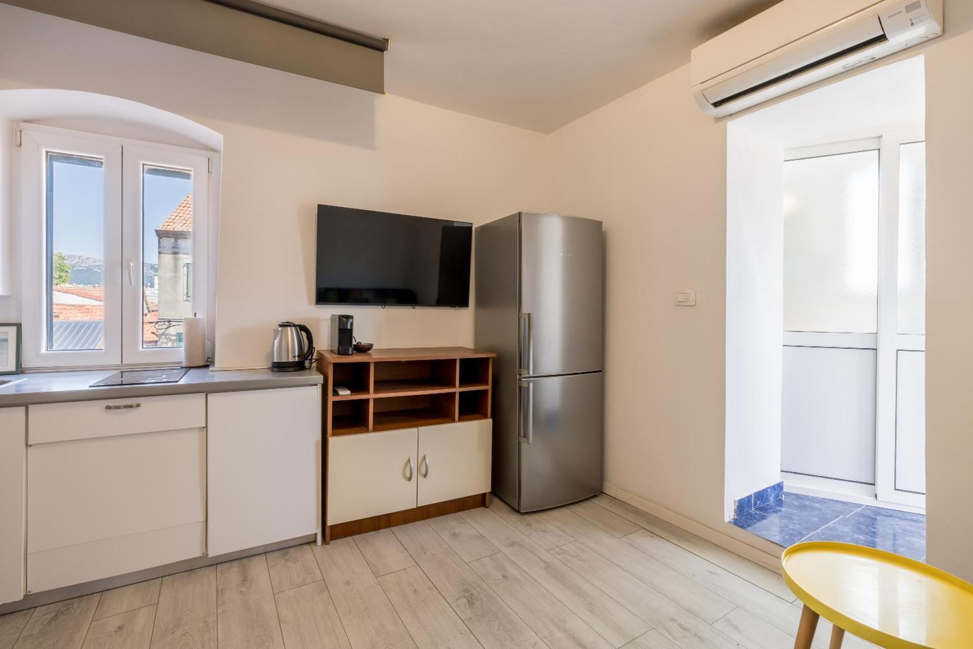 Split Central City Apartment Exterior foto