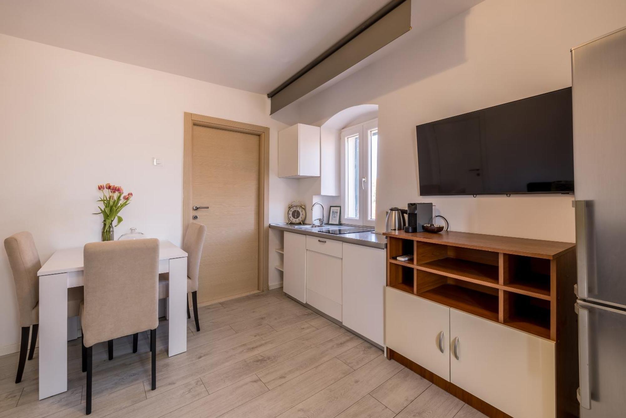 Split Central City Apartment Exterior foto